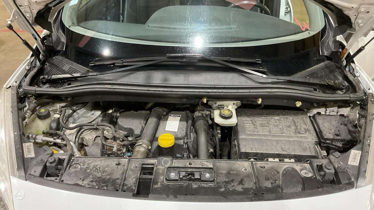 Renault Grand 2015 — photo 13