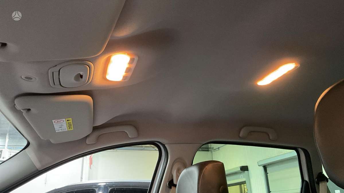 Renault Grand 2015 — photo 8