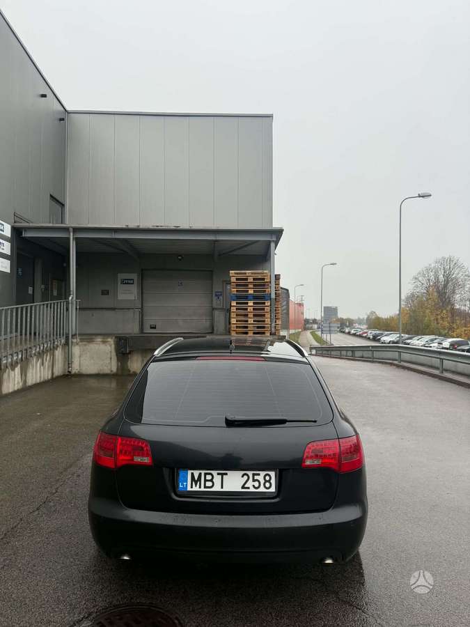 Audi A6 2007 — салон