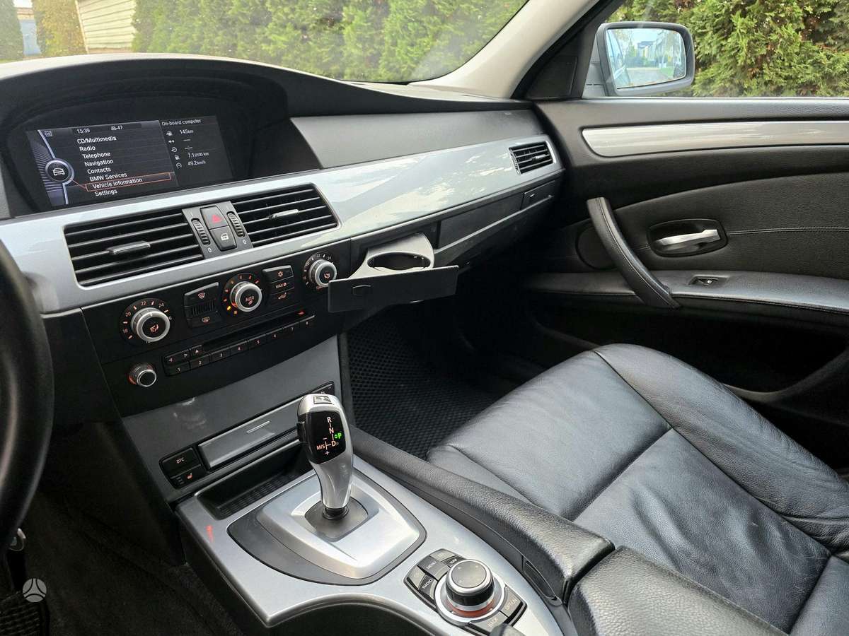 BMW 520 2009 — photo 5