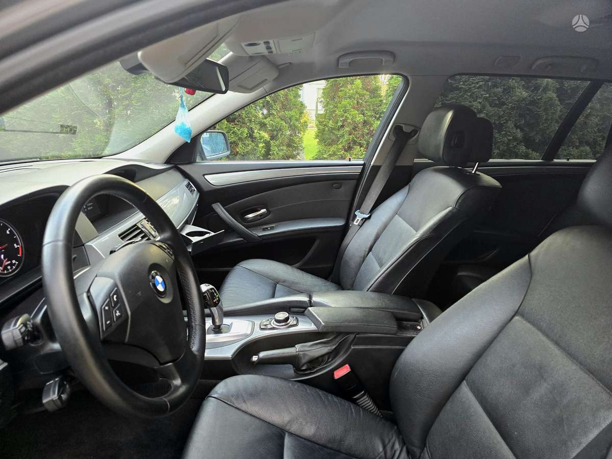 BMW 520 2009 — photo 7