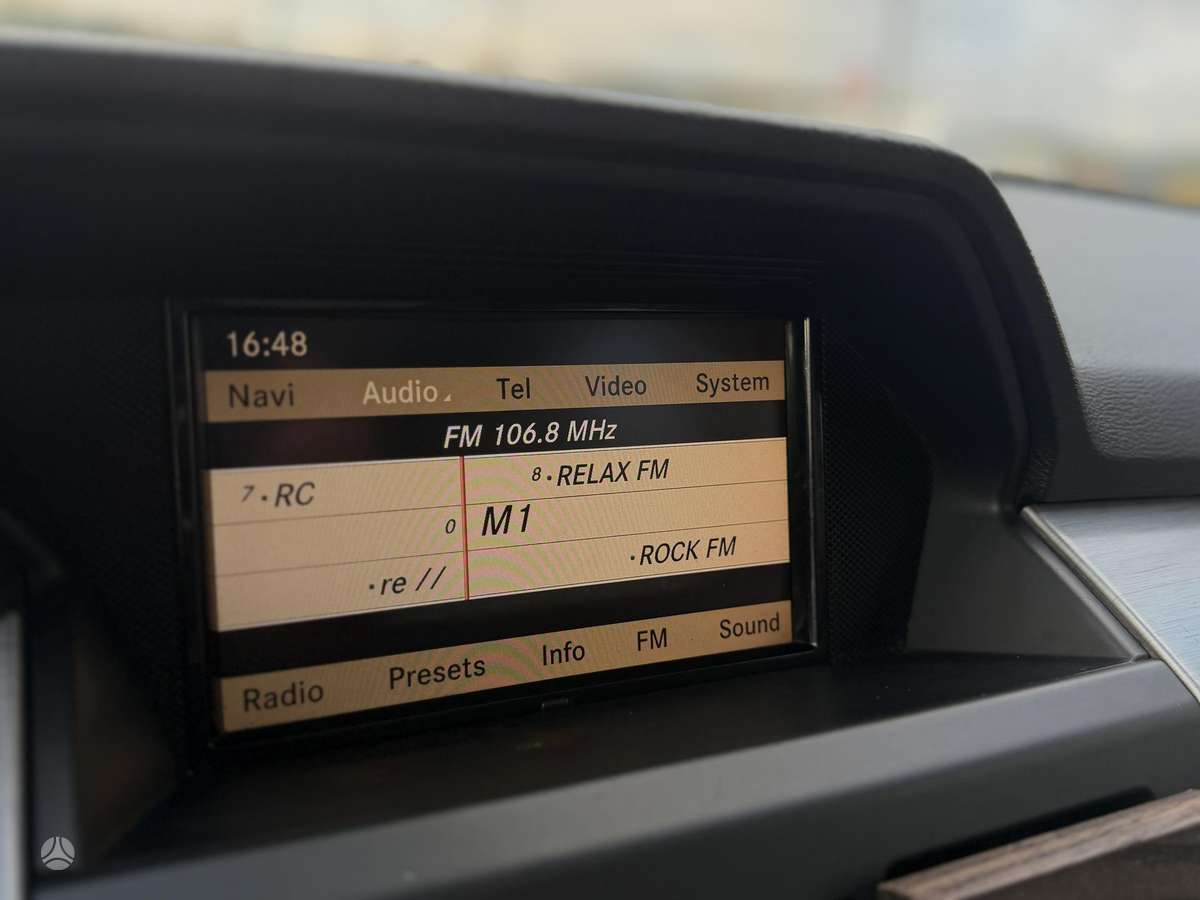Mercedes-Benz GLK220 2009 — photo 14