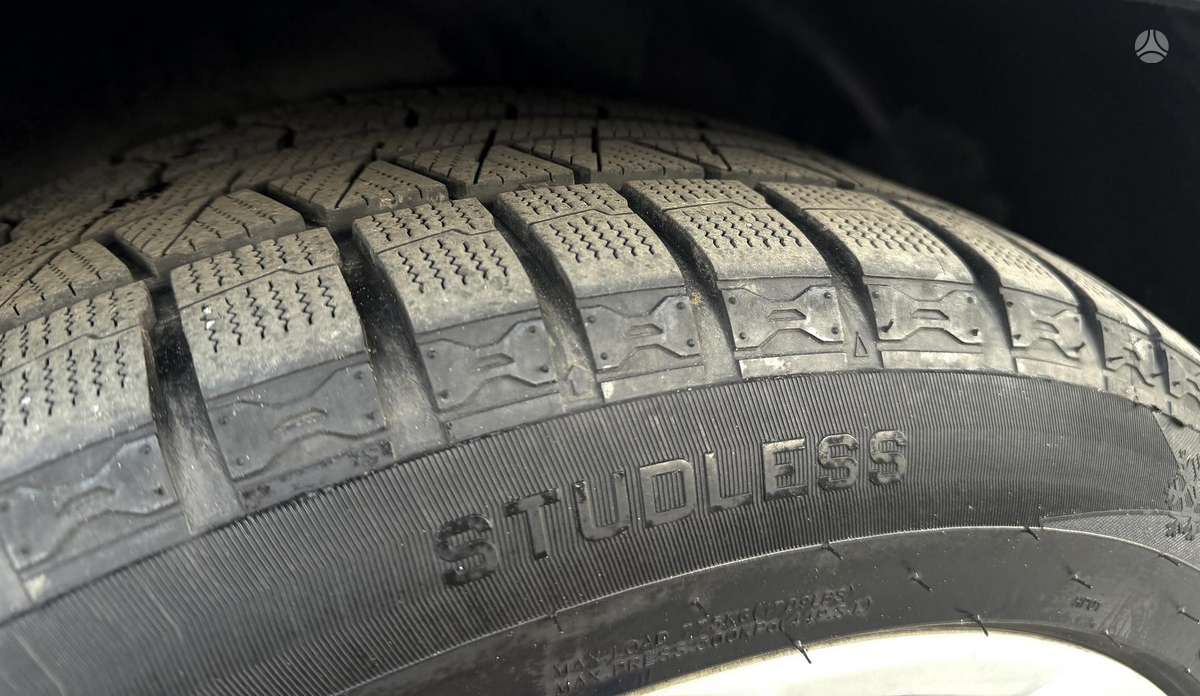 Mercedes-Benz GLK220 2009 — photo 17