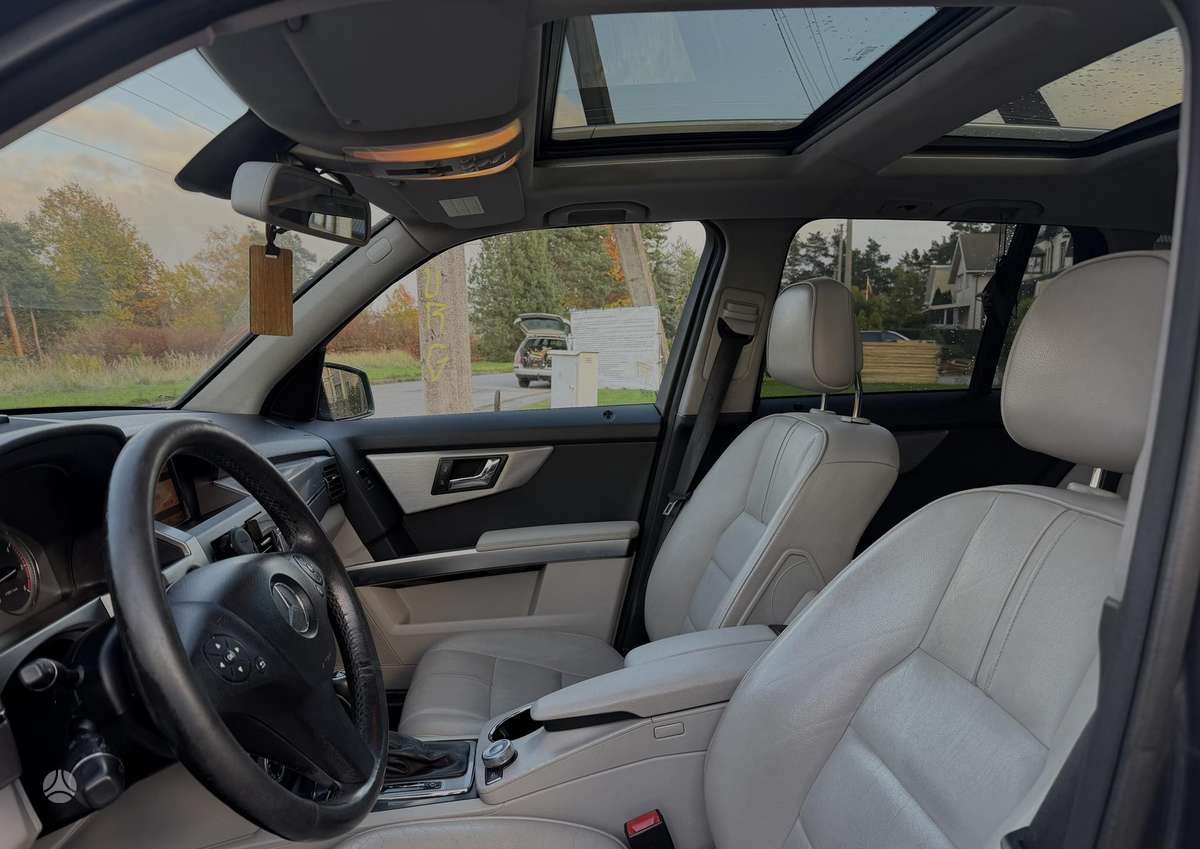 Mercedes-Benz GLK220 2009 — photo 8