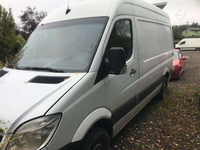 Mercedes-Benz Sprinter 2008 — engine