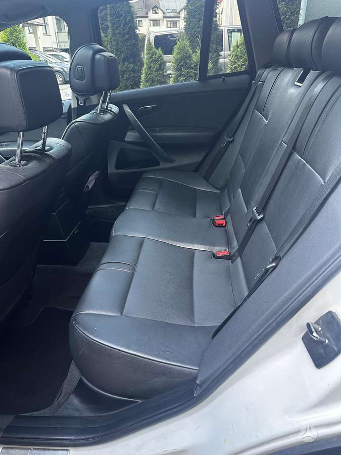 BMW X3 2009 — photo 18