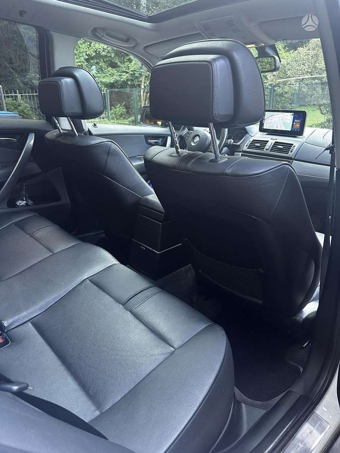 BMW X3 2009 — photo 20