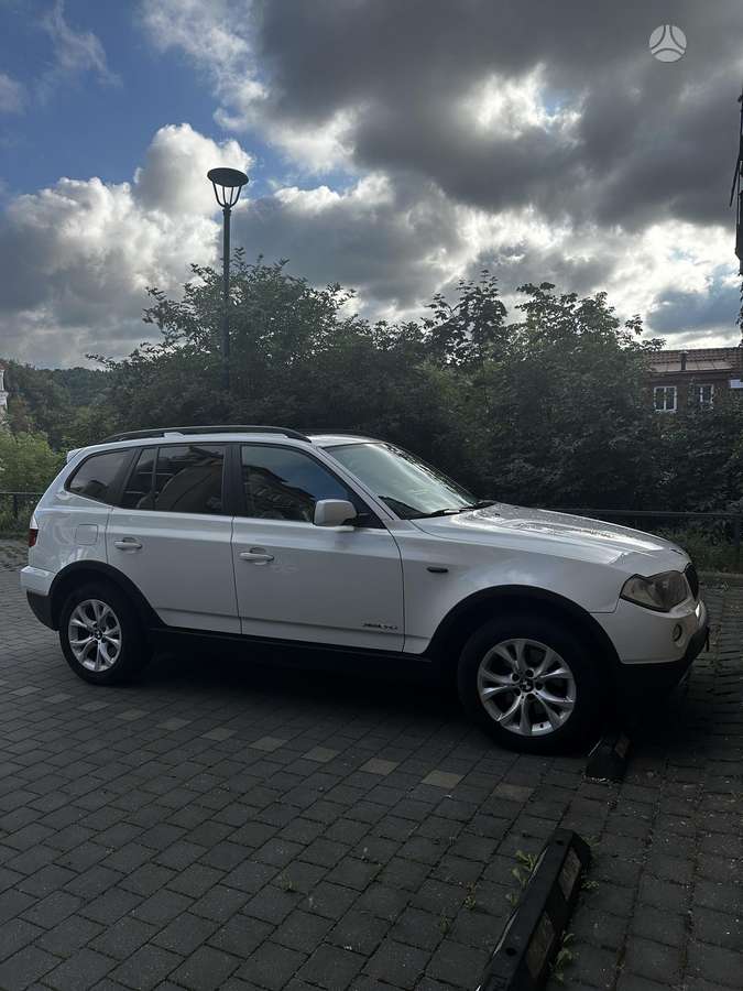 BMW X3 2009 — photo 9