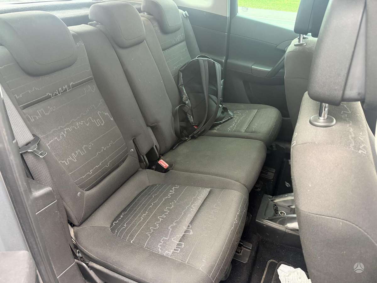 Opel Meriva 2010 — photo 6