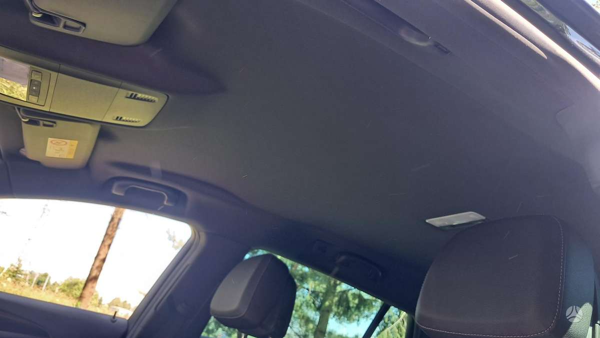 Opel Insignia 2014 — photo 21