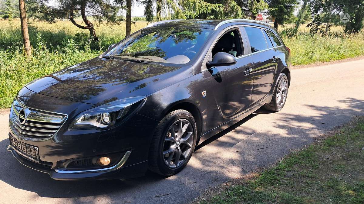 Opel Insignia 2014 — interior