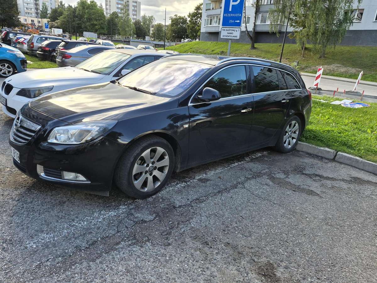 Opel Insignia 2009 — photo 7