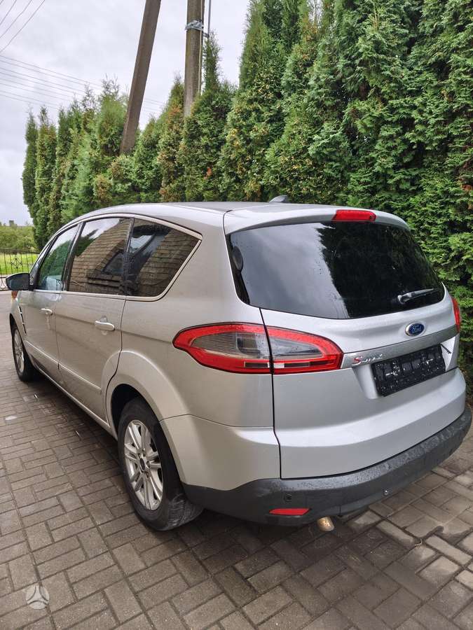 Ford S-MAX 2013 — photo 6