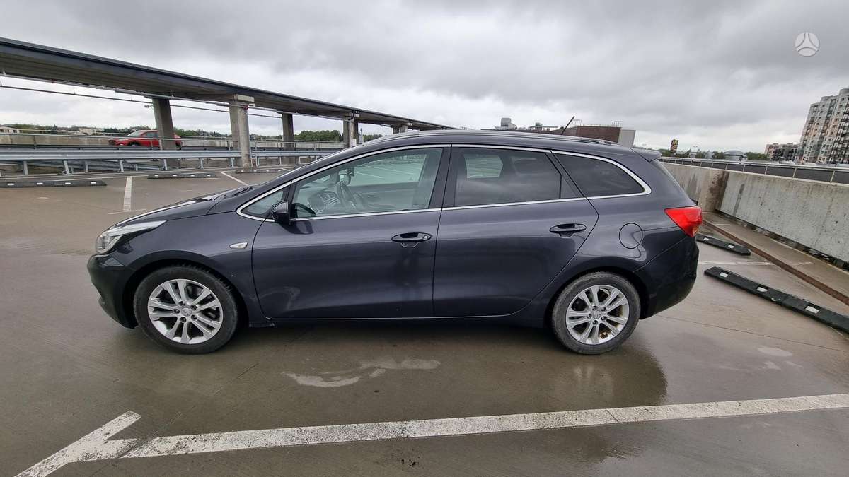 Kia Ceed 2014 — interior