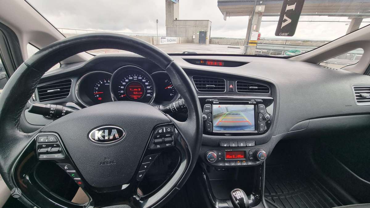 Kia Ceed 2014 — photo 8
