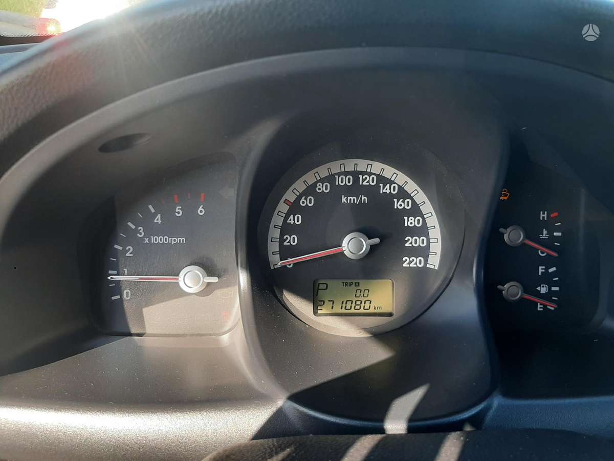 Kia Sportage 2008 — photo 13