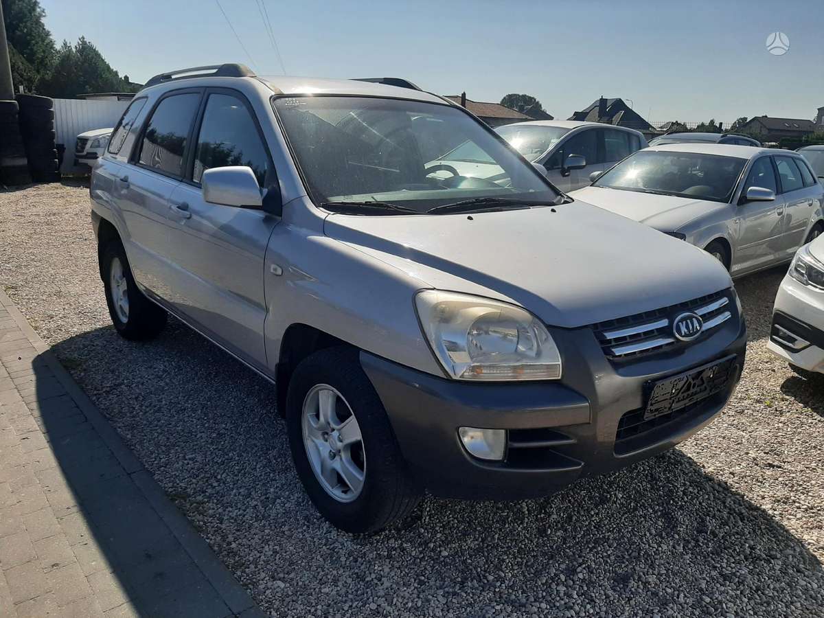Kia Sportage 2008 — engine 1991 cm³, 140 HP (103kW)