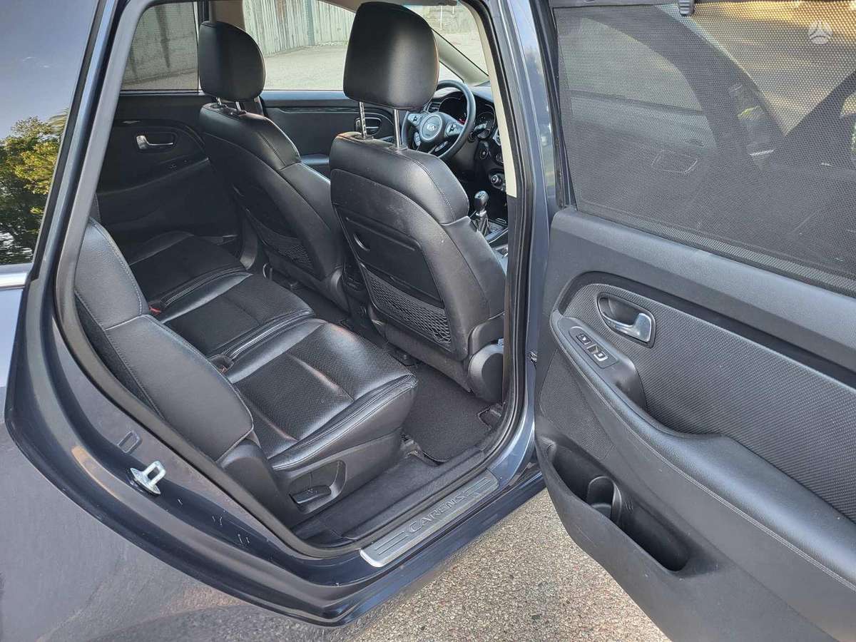Kia Carens 2013 — photo 20