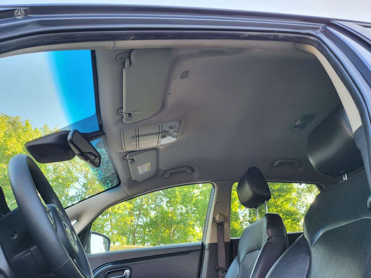 Kia Carens 2013 — photo 22