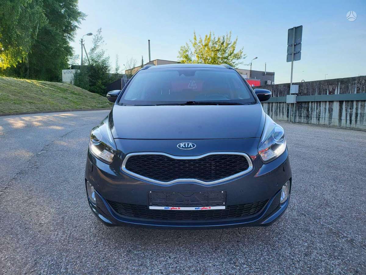 Kia Carens 2013 — photo 37