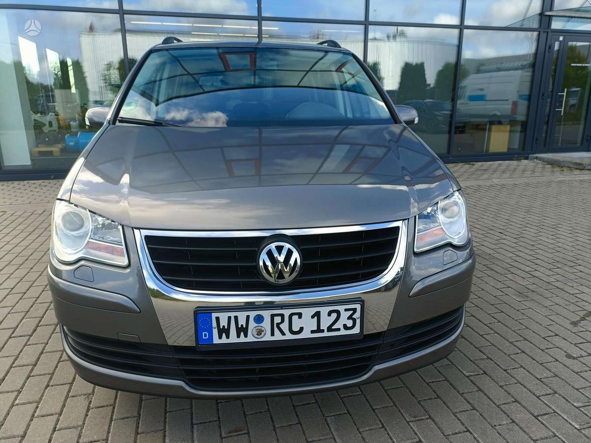 Volkswagen Touran 2008 — photo 6