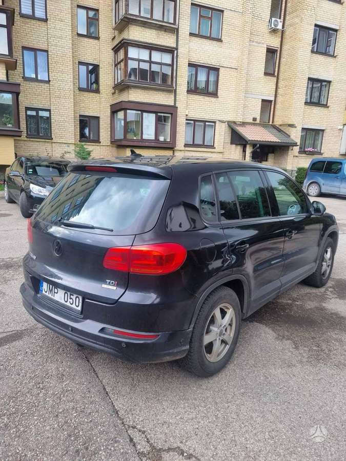 Volkswagen Tiguan 2012 — photo 5