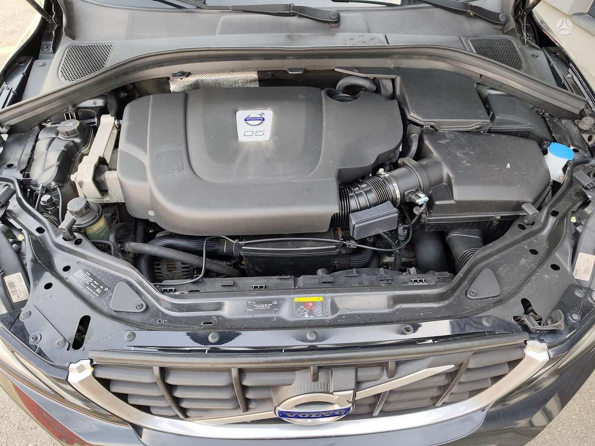 Volvo XC60 2010 — photo 19