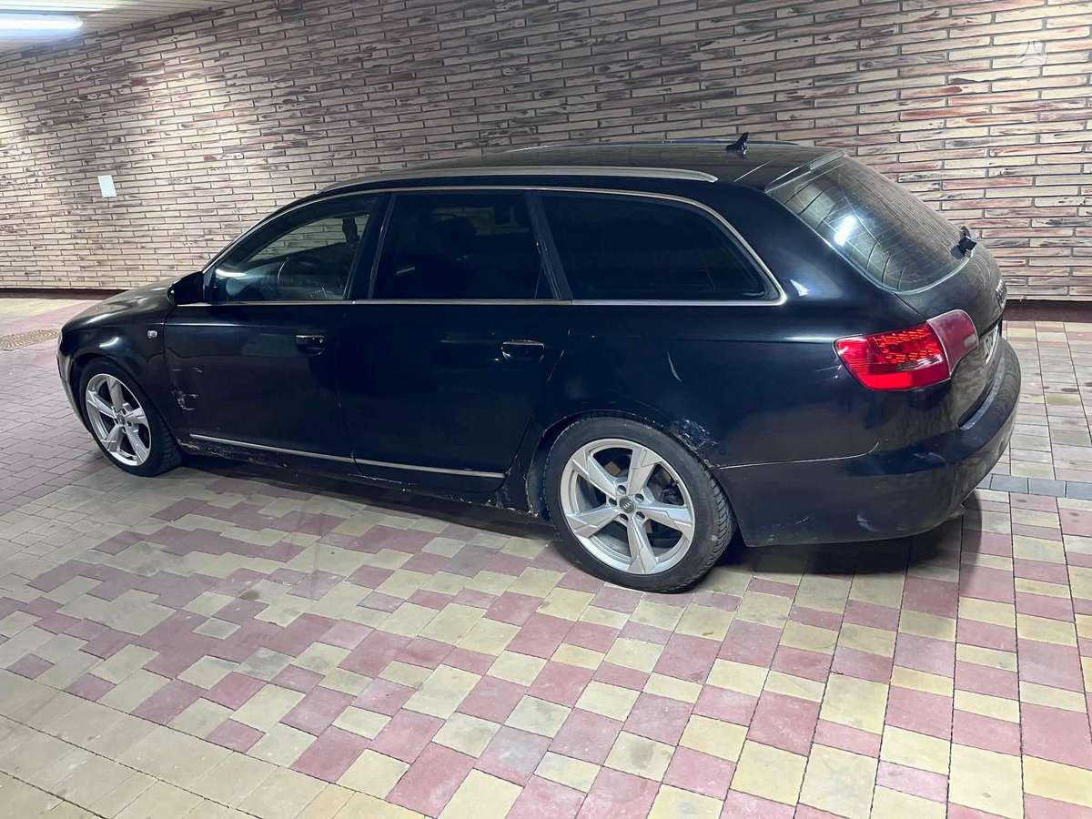 Audi A6 2006 — interior