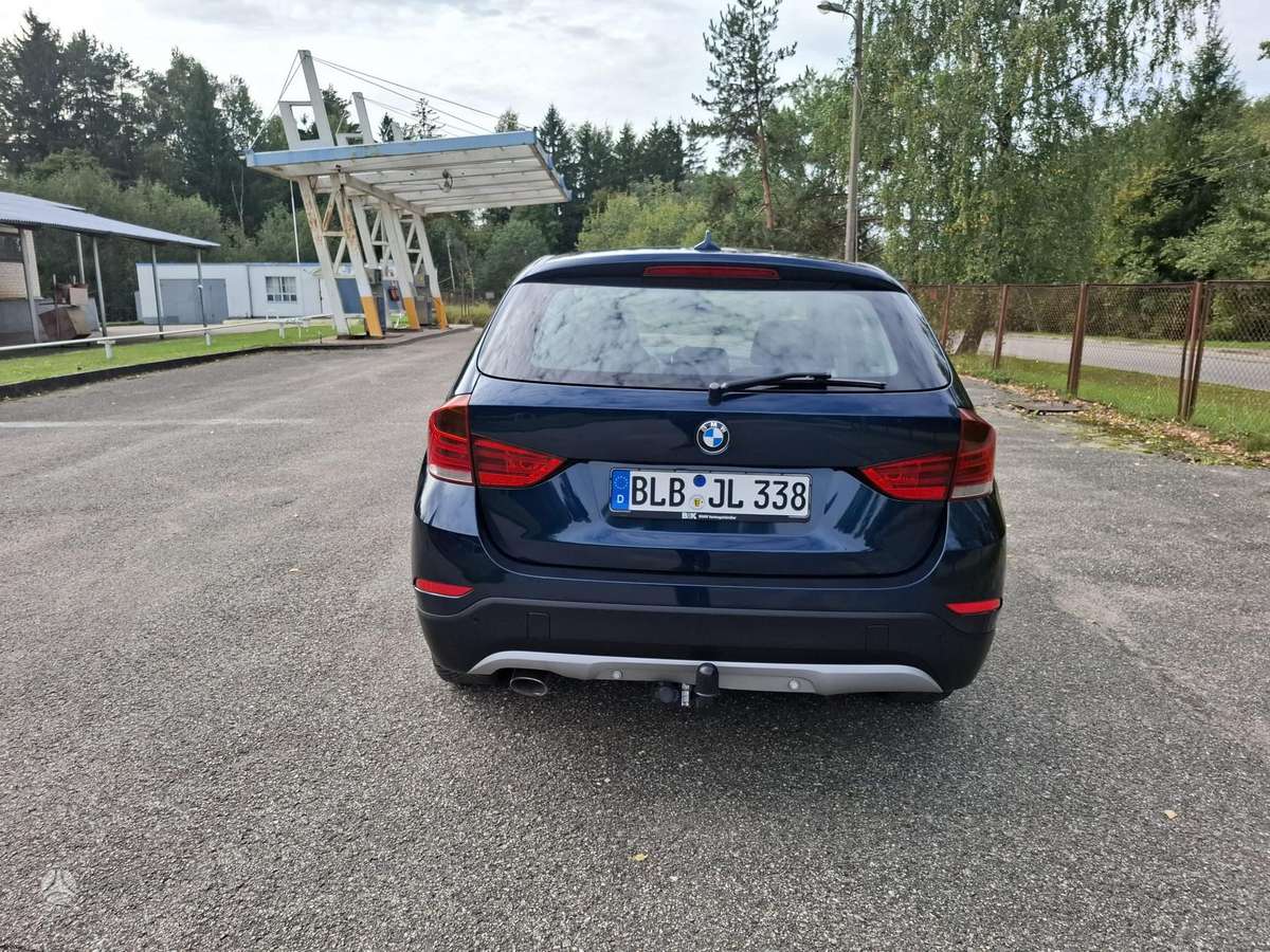 BMW X1 2014 — rear view