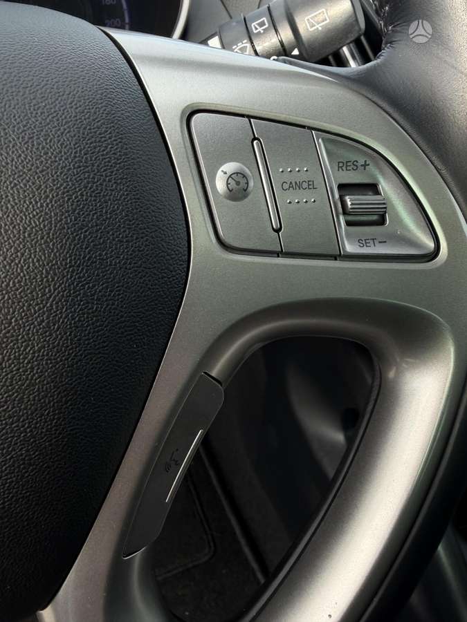 Hyundai ix35 2013 — photo 17