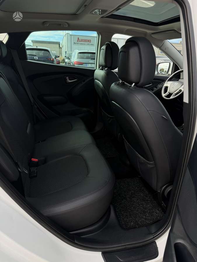 Hyundai ix35 2013 — photo 20