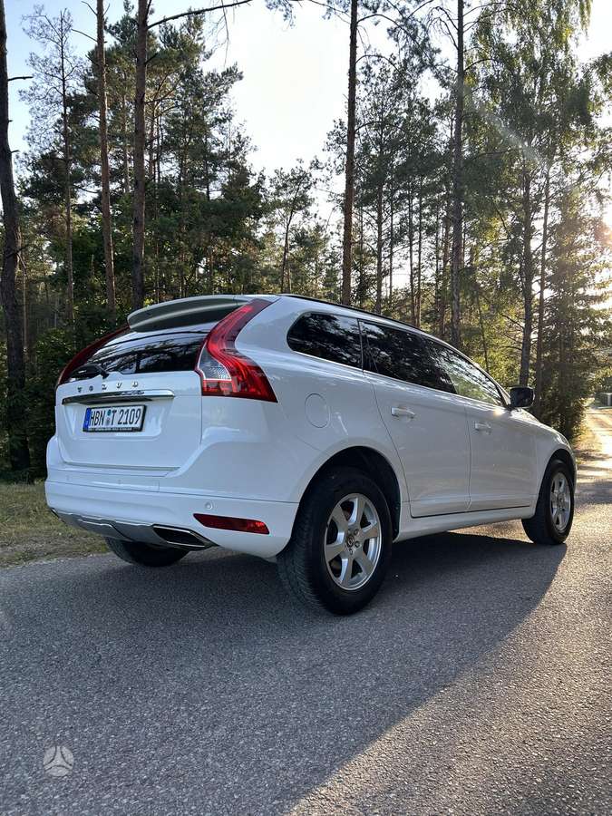 Volvo XC60 2013 — photo 10