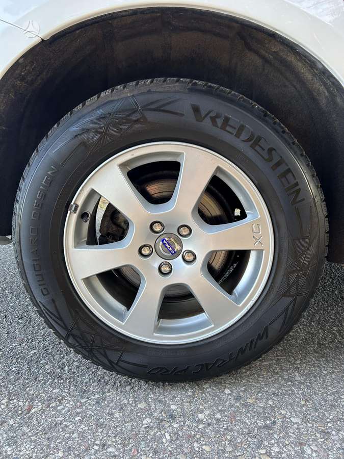 Volvo XC60 2013 — photo 16