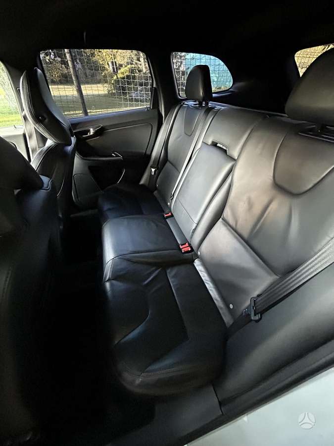 Volvo XC60 2013 — photo 20