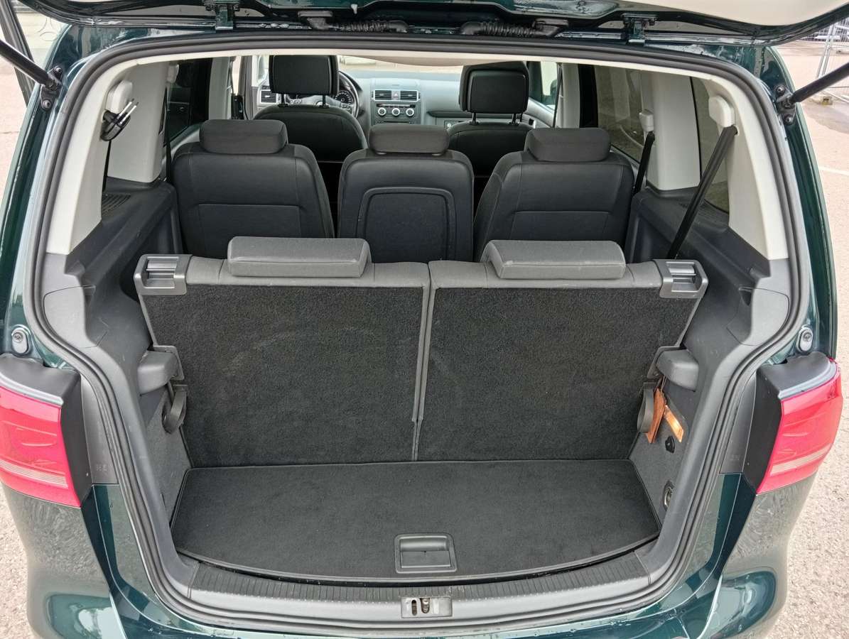 Volkswagen Touran 2014 — photo 15