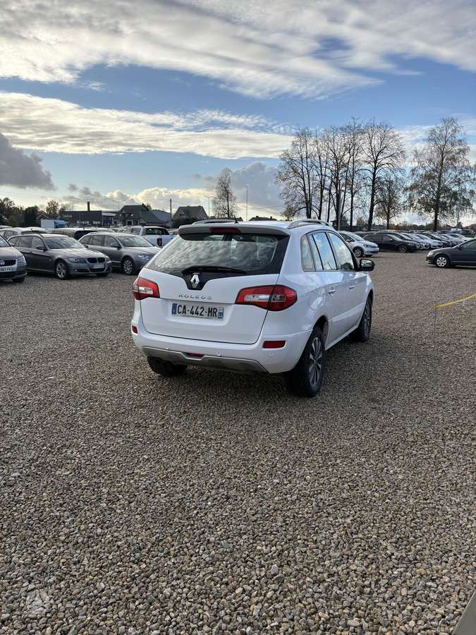 Renault Koleos 2012 — двигун 2000 cm³, 150 HP (110kW)