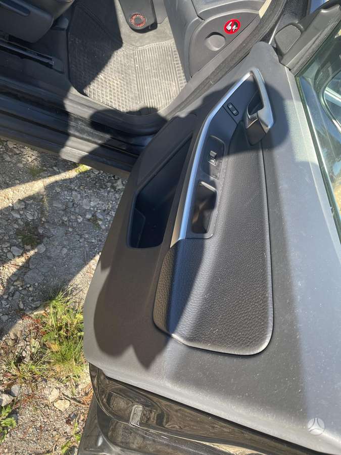 Volvo XC60 2009 — photo 19