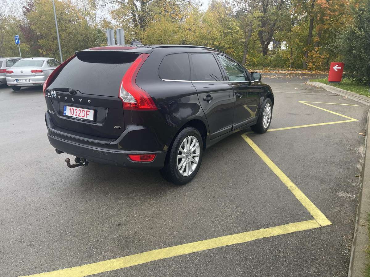 Volvo XC60 2009 — photo 6