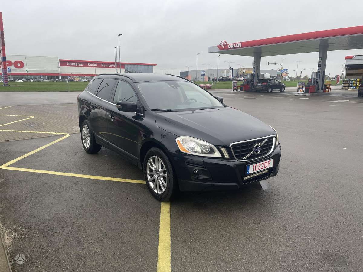 Volvo XC60 2009 — photo 8