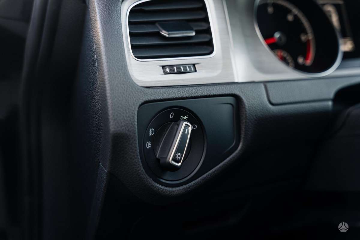 Volkswagen Golf 2015 — photo 18