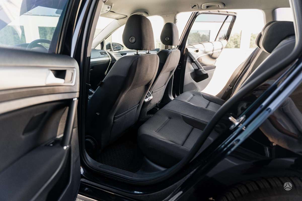 Volkswagen Golf 2015 — photo 23