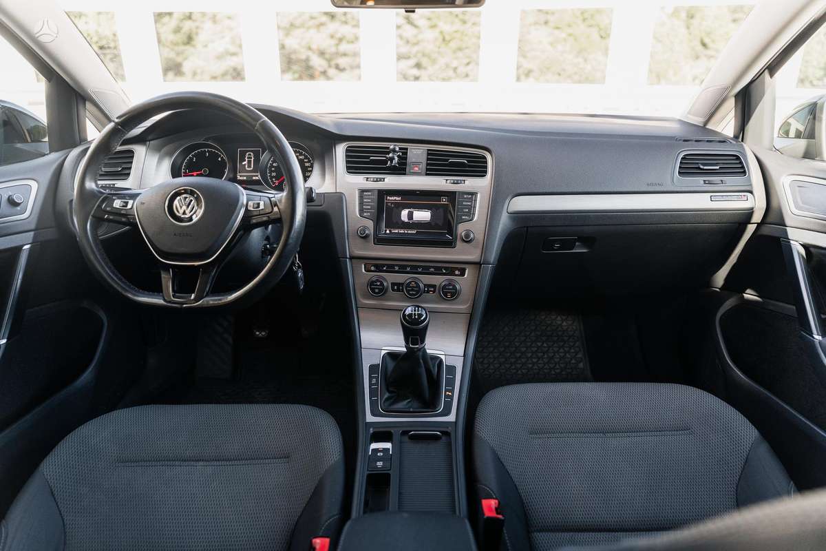 Volkswagen Golf 2015 — photo 25