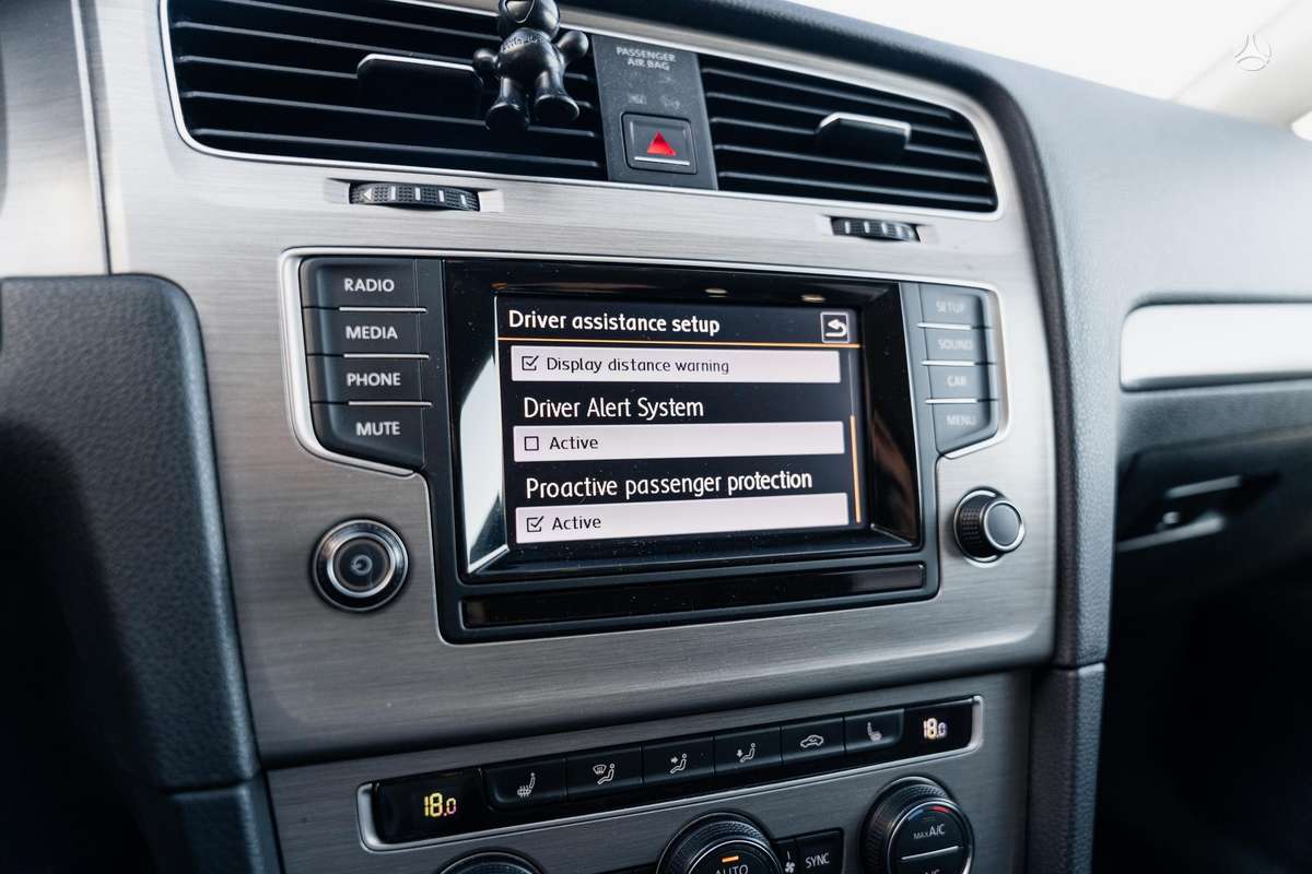 Volkswagen Golf 2015 — photo 33