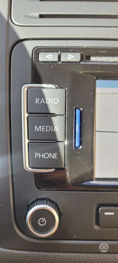 Volkswagen Golf 2011 — photo 19
