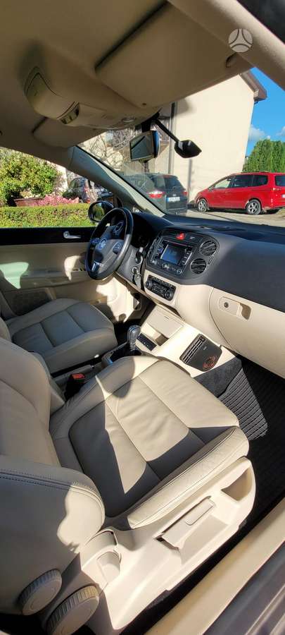 Volkswagen Golf 2011 — photo 7