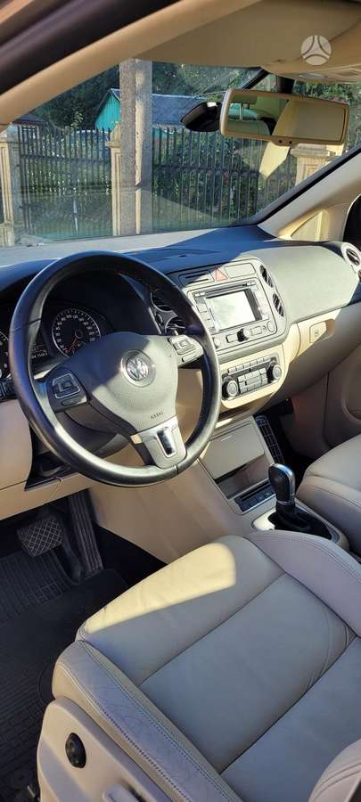 Volkswagen Golf 2011 — photo 8