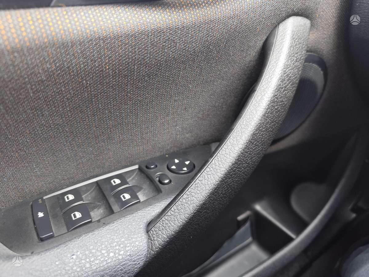 BMW X1 2014 — photo 16