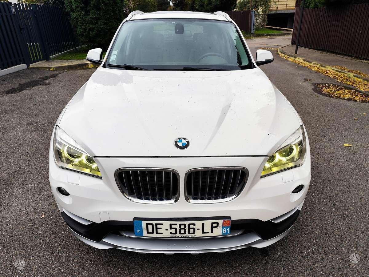 BMW X1 2014 — rear view