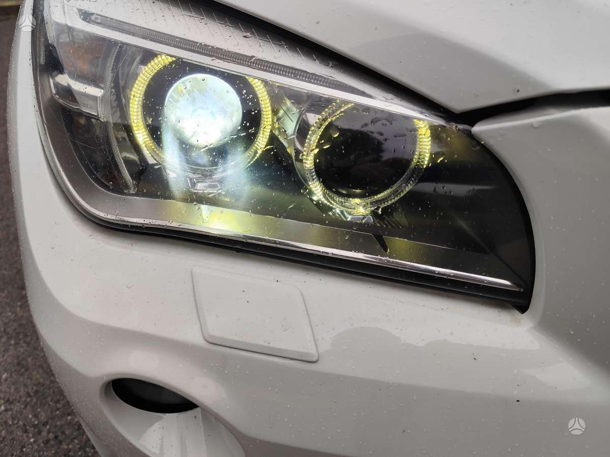 BMW X1 2014 — photo 24