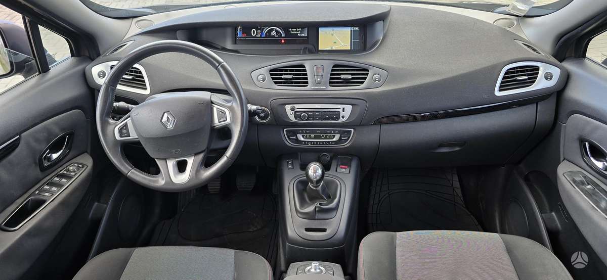 Renault Scenic 2012 — photo 7